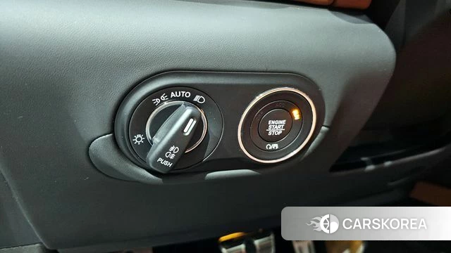 Maserati Levante 2020 Серебристо-серый из Кореи, фото 5