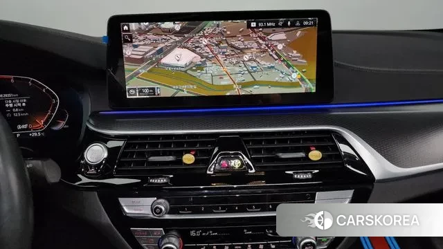 BMW 5 Series (G30) 2022 Черный из Кореи, фото 5