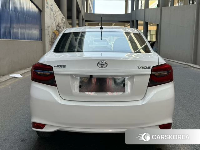 Toyota Vios 2023 Белый из Китая, фото 5