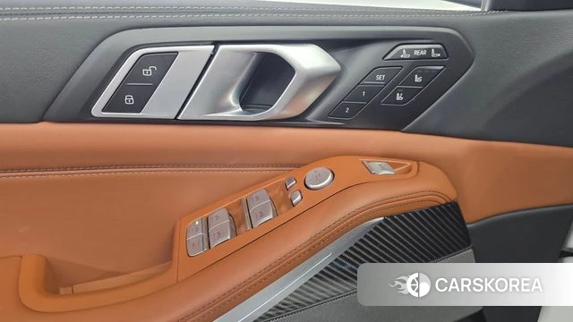 BMW X7 (G07) 2024 Белый из Кореи, фото 5