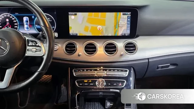 Mercedes-Benz E-Class W213 2020 Белый из Кореи, фото 5