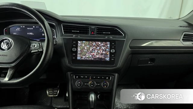 Volkswagen Tiguan Allspace 2020 Белый из Кореи, фото 5