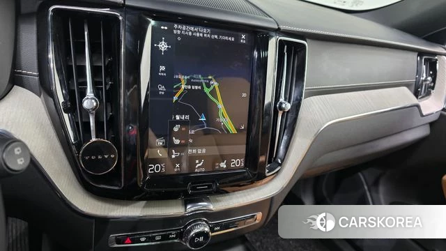 Volvo XC60 second Generation 2019 Белый из Кореи, фото 5