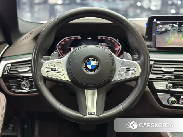 BMW 5 series 2023 Белый из Китая, фото 5