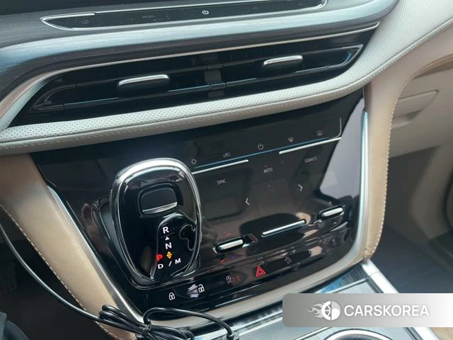 Buick GL8 2022 Белый из Китая, фото 5