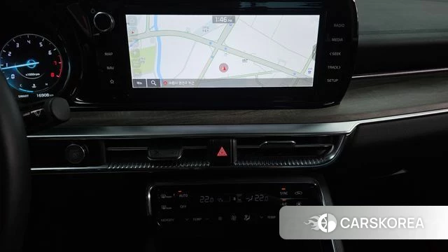 Kia K5 3rd generation 2023 Белый из Кореи, фото 5