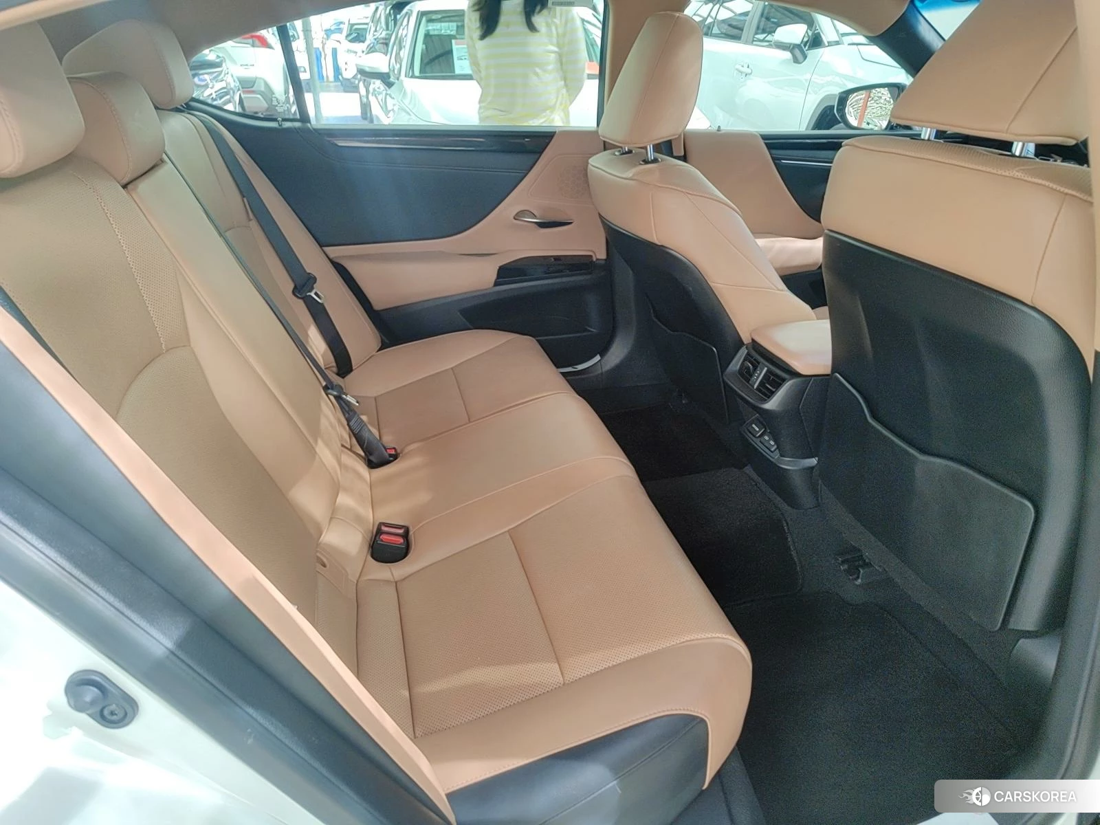 Lexus ES 2022 Белый из Китая, фото 5