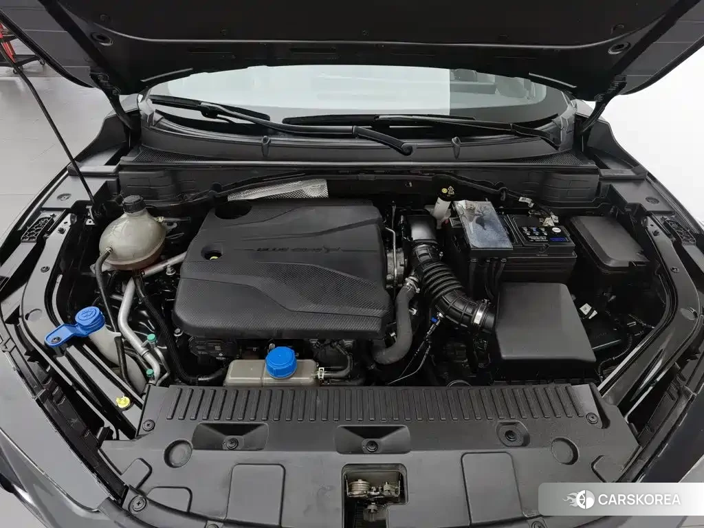 Chang'an UNI-T 2023 Silver/gray из Китая, фото 5