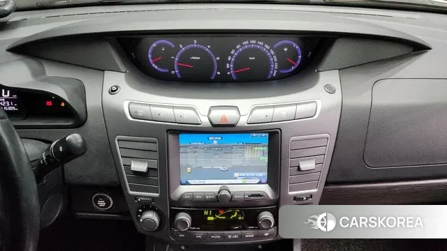 Ssangyong Korando Turismo 2018 Белый из Кореи, фото 5