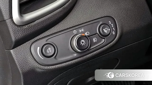 Chevrolet (GM Daewoo) The New Trax 2019 Белый из Кореи, фото 5