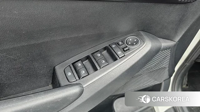 Kia Seltos 2022 Белый из Кореи, фото 5