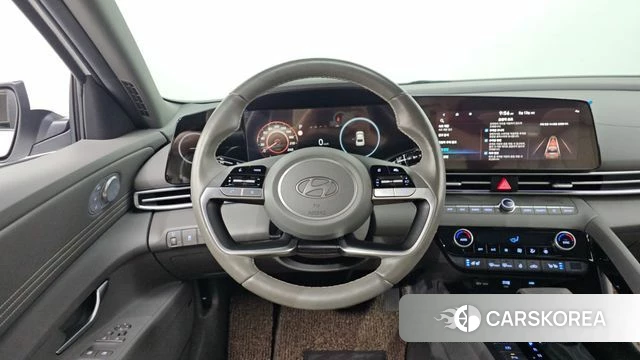 Hyundai The New Avante (CN7) 2023 Белый из Кореи, фото 5