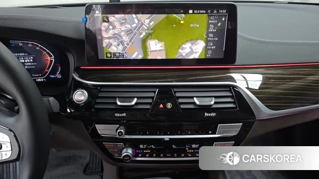 BMW 5 Series (G30) 2022 Серый из Кореи, фото 5