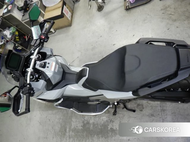 Проданный Honda X-ADV 750 id 4184634 из Японии, фото 4