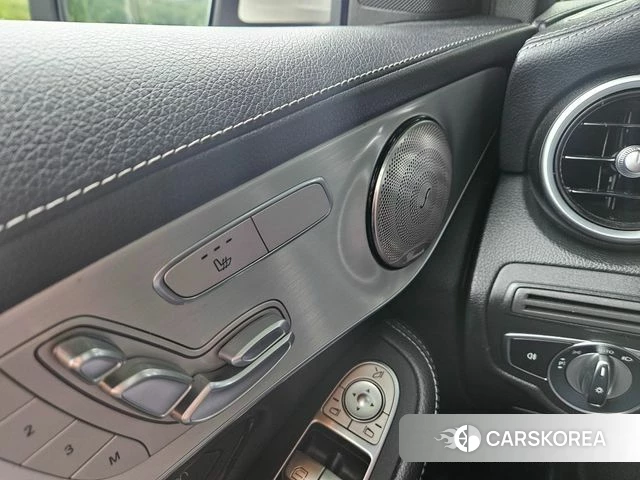 Mercedes-Benz GLC-Class X253 2021 Белый из Кореи, фото 5