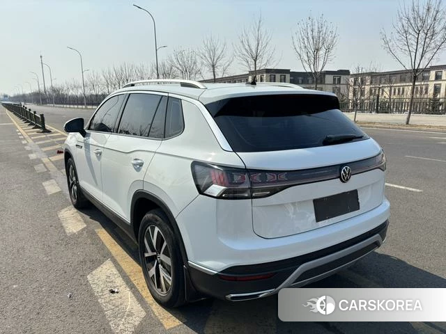 Volkswagen Tanyue 2023 Белый из Китая, фото 5