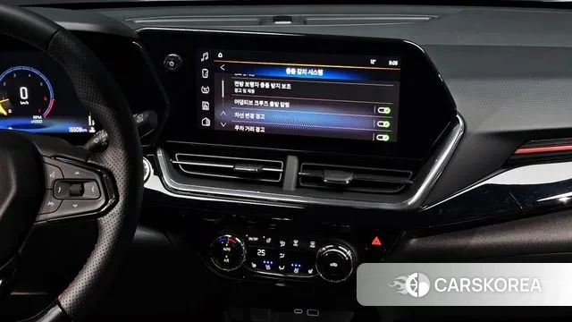 Chevrolet (GM Daewoo) Trax Crossover 2024 Серебристо-серый из Кореи, фото 5