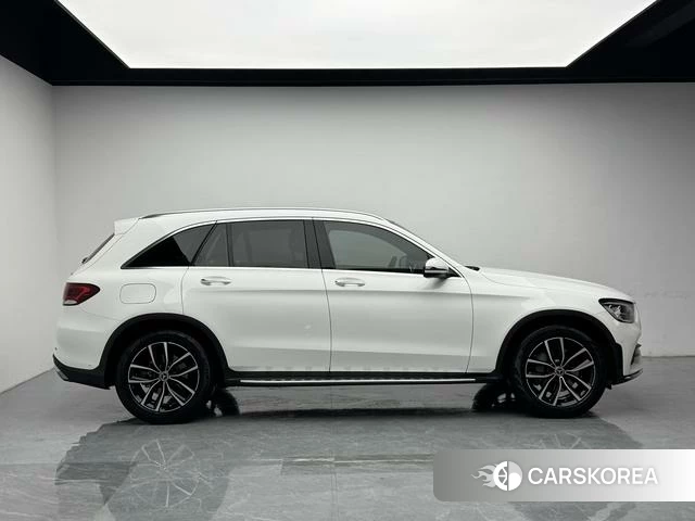 Mercedes-Benz GLC 2022 Белый из Китая, фото 5