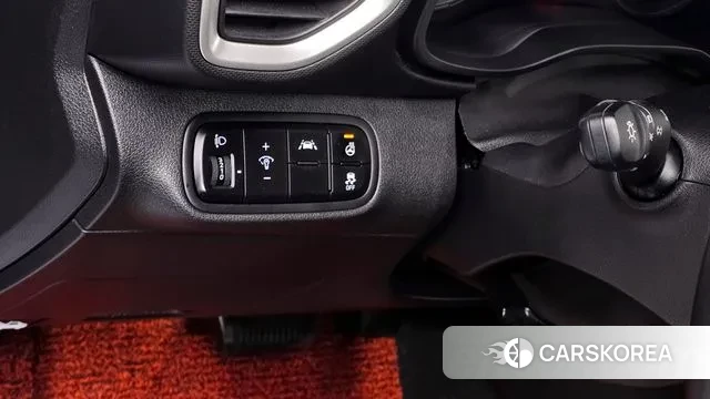 Hyundai Venue 2021 Серебряный из Кореи, фото 5