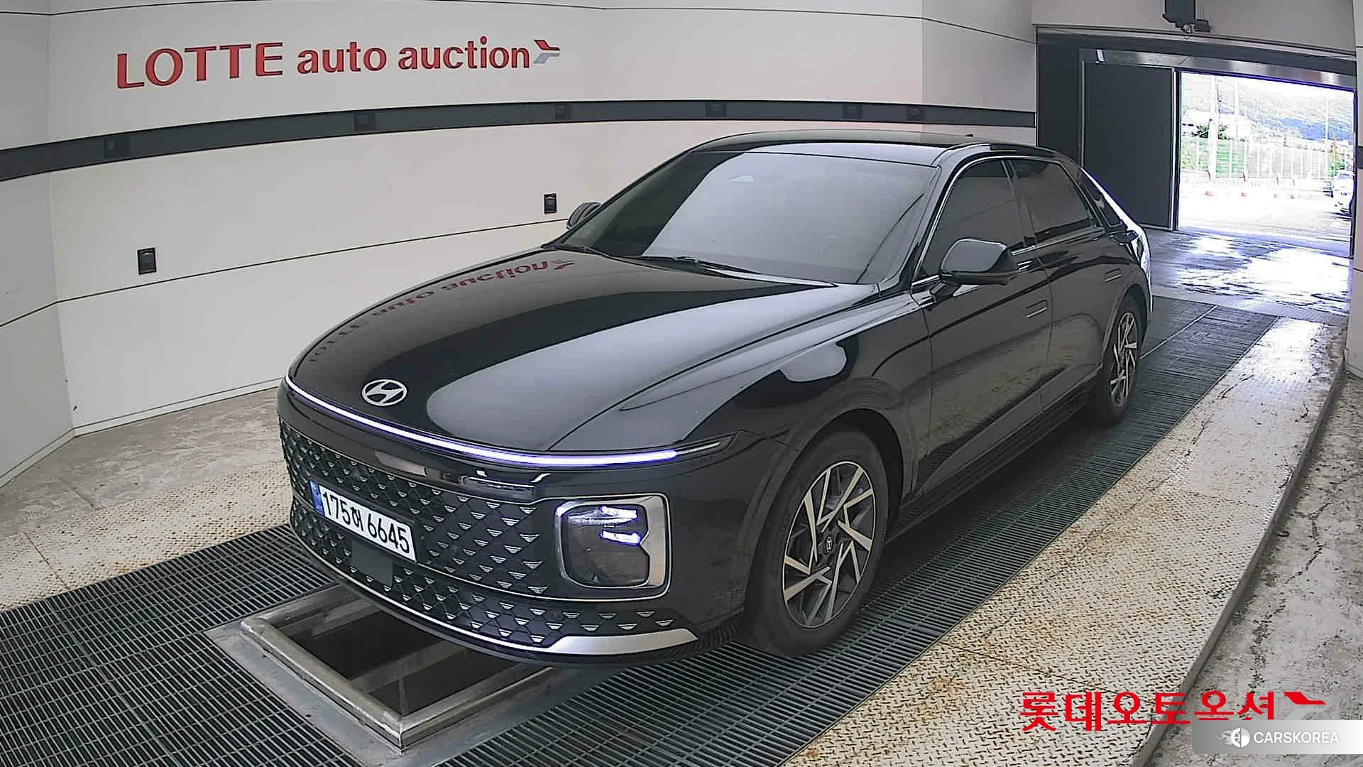 Hyundai Grandeur Hybrid 2023 Abyss Black Pearl из Кореи, фото 5