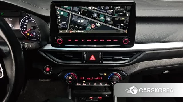 Kia The New K3 2nd generation 2021 Белый из Кореи, фото 5