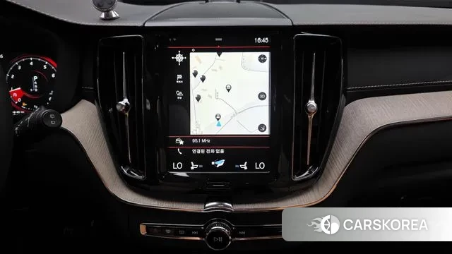 Volvo XC60 second Generation 2020 Белый из Кореи, фото 5