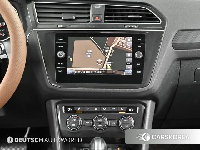 Volkswagen Tiguan second Generation 2019 Белый из Кореи, фото 5