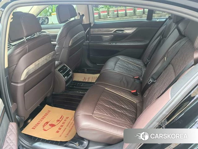 BMW 7 series 2022 Черный из Китая, фото 5