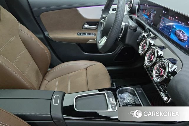 Mercedes-Benz CLA-Class C118 2025 Черный из Кореи, фото 5