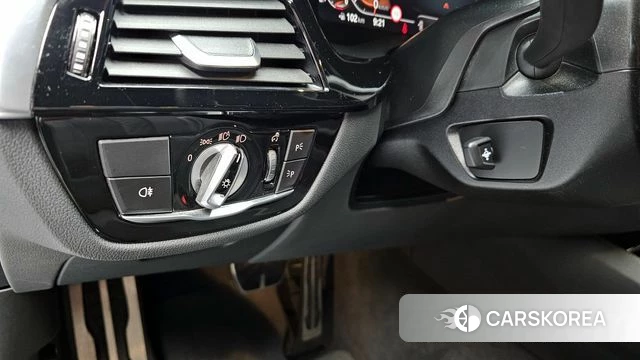 BMW 6 Series GT (G32) id 3859377 из Кореи 5