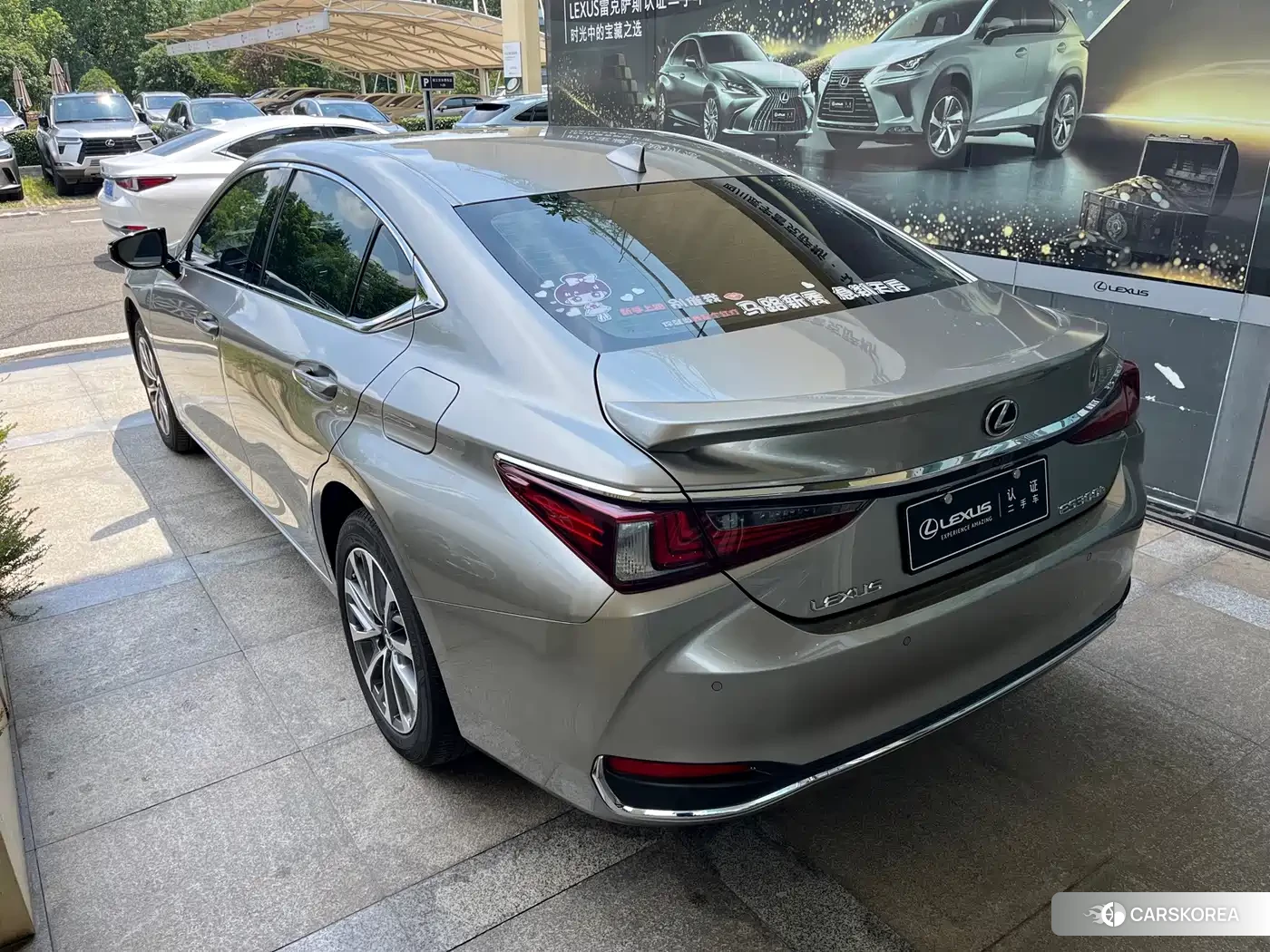 Lexus ES 2024 Silver/gray из Китая, фото 5