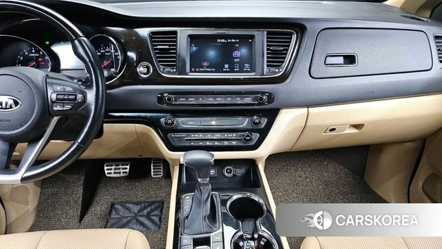 Kia The New Carnival 2018 Белый из Кореи, фото 5
