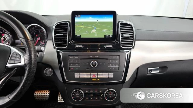 Mercedes-Benz GLE - Class W166 2018 Белый из Кореи, фото 5