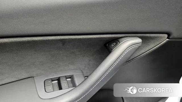 Tesla Model Y 2021 Белый из Кореи, фото 5