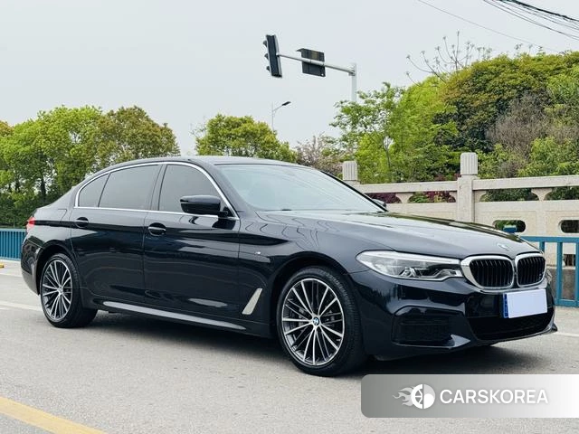 BMW 5 series 2020 Черный из Китая, фото 5