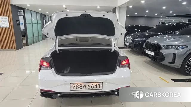 Hyundai Avante (CN7) 2023 Белый из Кореи, фото 5