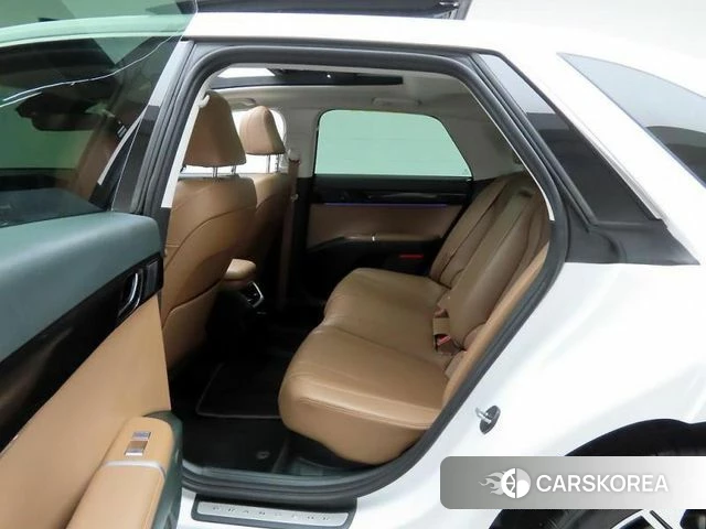 Hyundai Grandeur Hybrid (GN7) 2023 Белый из Кореи, фото 5