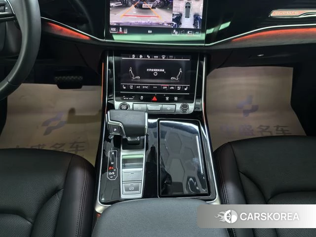 Audi Q8 2023 Черный из Китая, фото 5