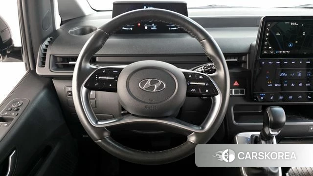 Hyundai Staria 2022 Белый из Кореи, фото 5