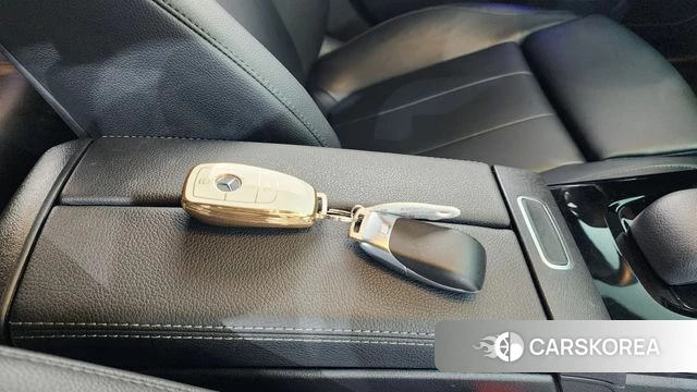 Mercedes-Benz A-Class W177 2021 Белый из Кореи, фото 5