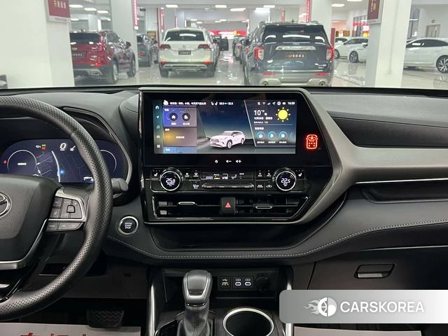 Toyota Highlander 2025 Черный из Китая, фото 5
