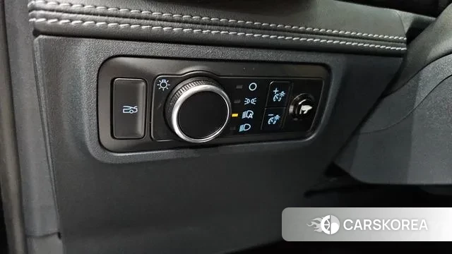 Ford Mustang 7th Generation 2024 Черный из Кореи, фото 5