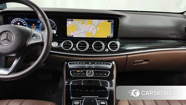 Mercedes-Benz E-Class W213 2018 Черный из Кореи, фото 5