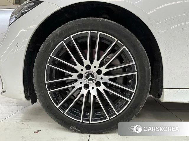 Mercedes-Benz Class C 2023 Белый из Китая, фото 5