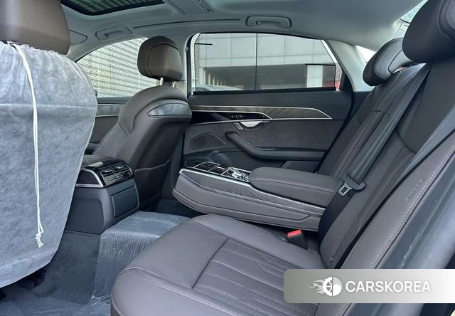 Audi A8 2025 Черный из Китая, фото 5
