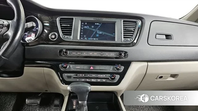 Kia The New Carnival 2018 Черный из Кореи, фото 5