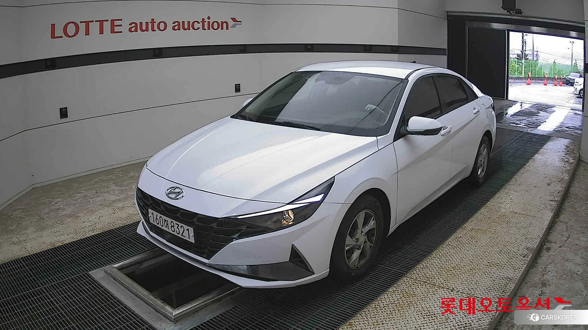Hyundai Avante 2021 Polar White из Кореи, фото 5