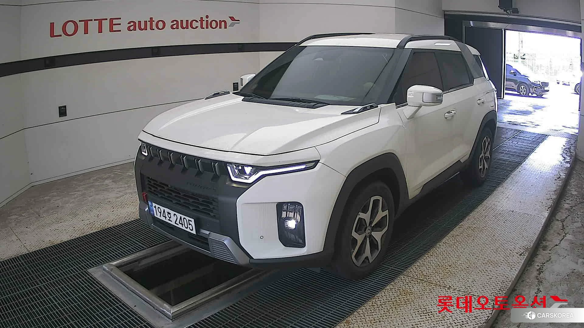 SsangYong Torres 2023 Grand White из Кореи, фото 5