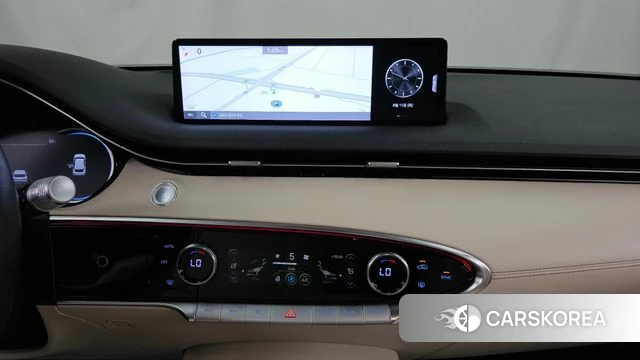 Genesis GV70 2021 Черный из Кореи, фото 5