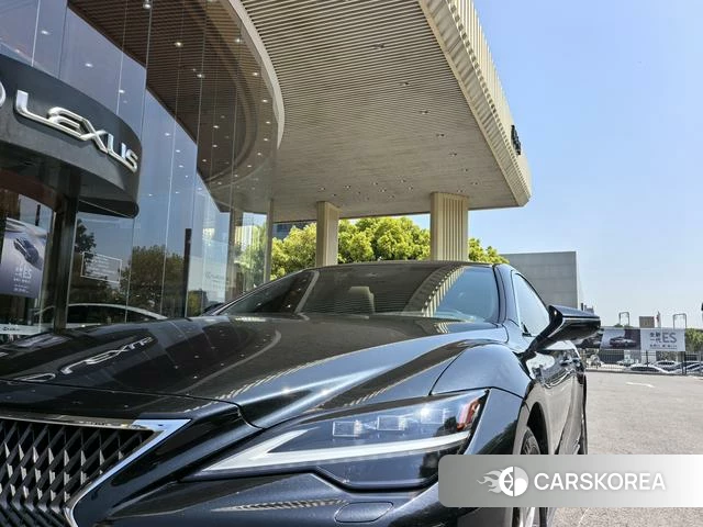 Lexus LS 2022 Черный из Китая, фото 5